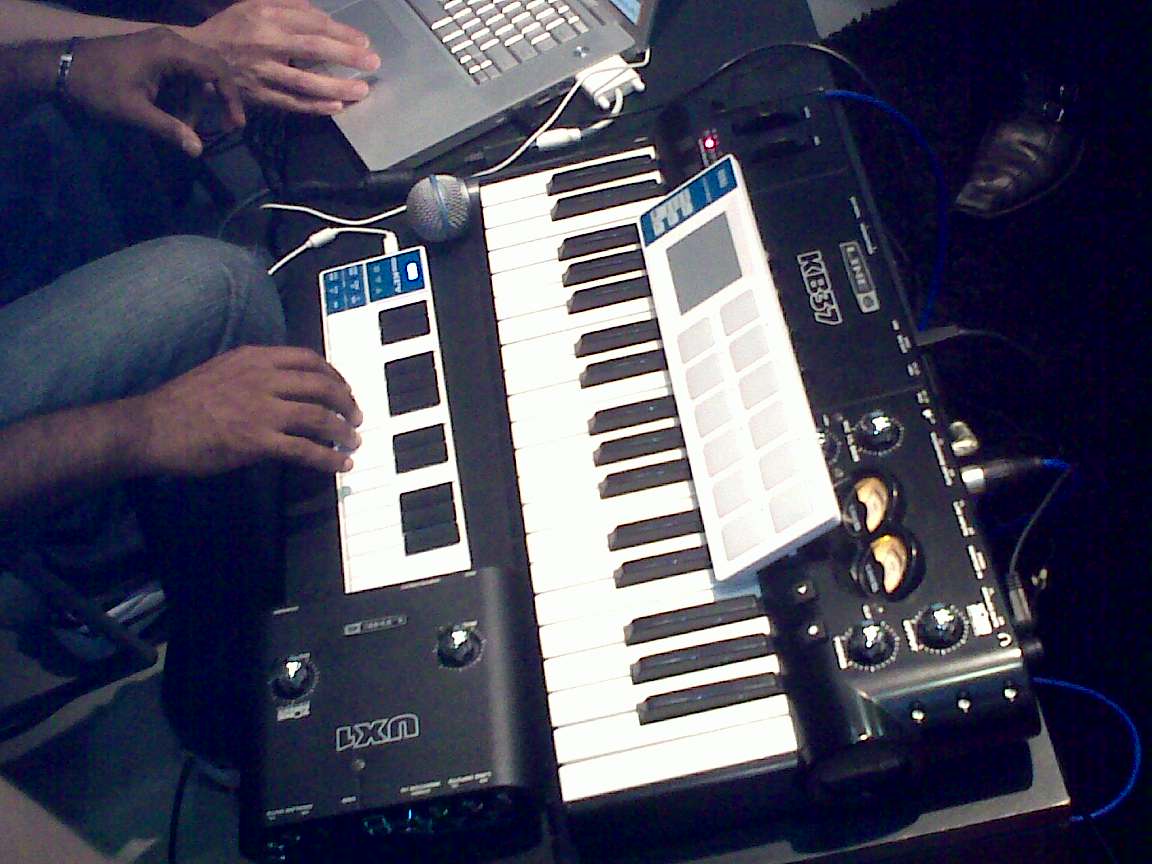 Midi devices from wikimedia commons